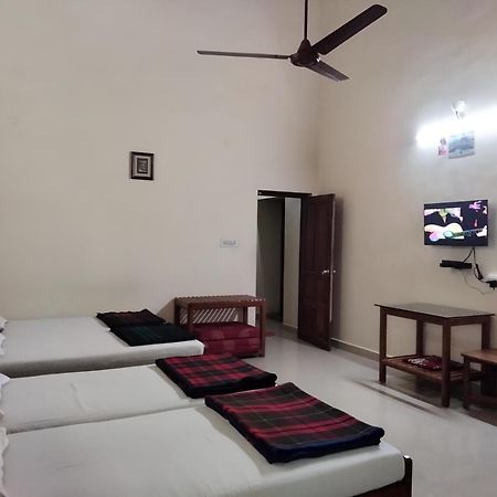 Prashanth Family Homestay Madikeri Zewnętrze zdjęcie